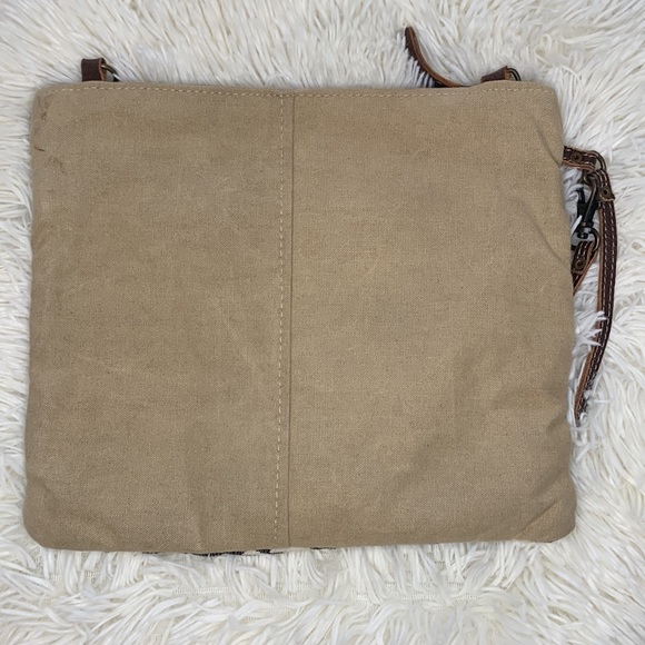 Myra Dual Strap Small Crossbody - Picture 3 of 8